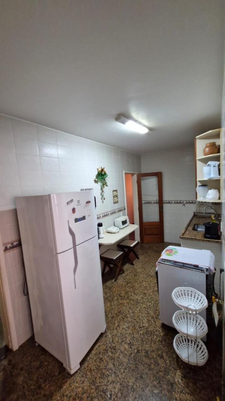 Localizacao Imbativel! A 98M Da Praia Do Forte Com Conforto, Ar-Condicionado E Estacionamento! Cabo Frio Zewnętrze zdjęcie